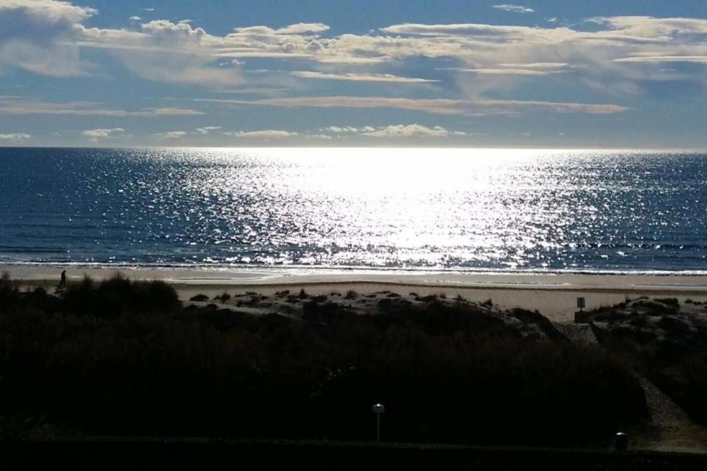 Appart Grande Motte Quartier Couchant - Parking - Balcon- Piscine - Plage 300M La Grande-Motte Buitenkant foto