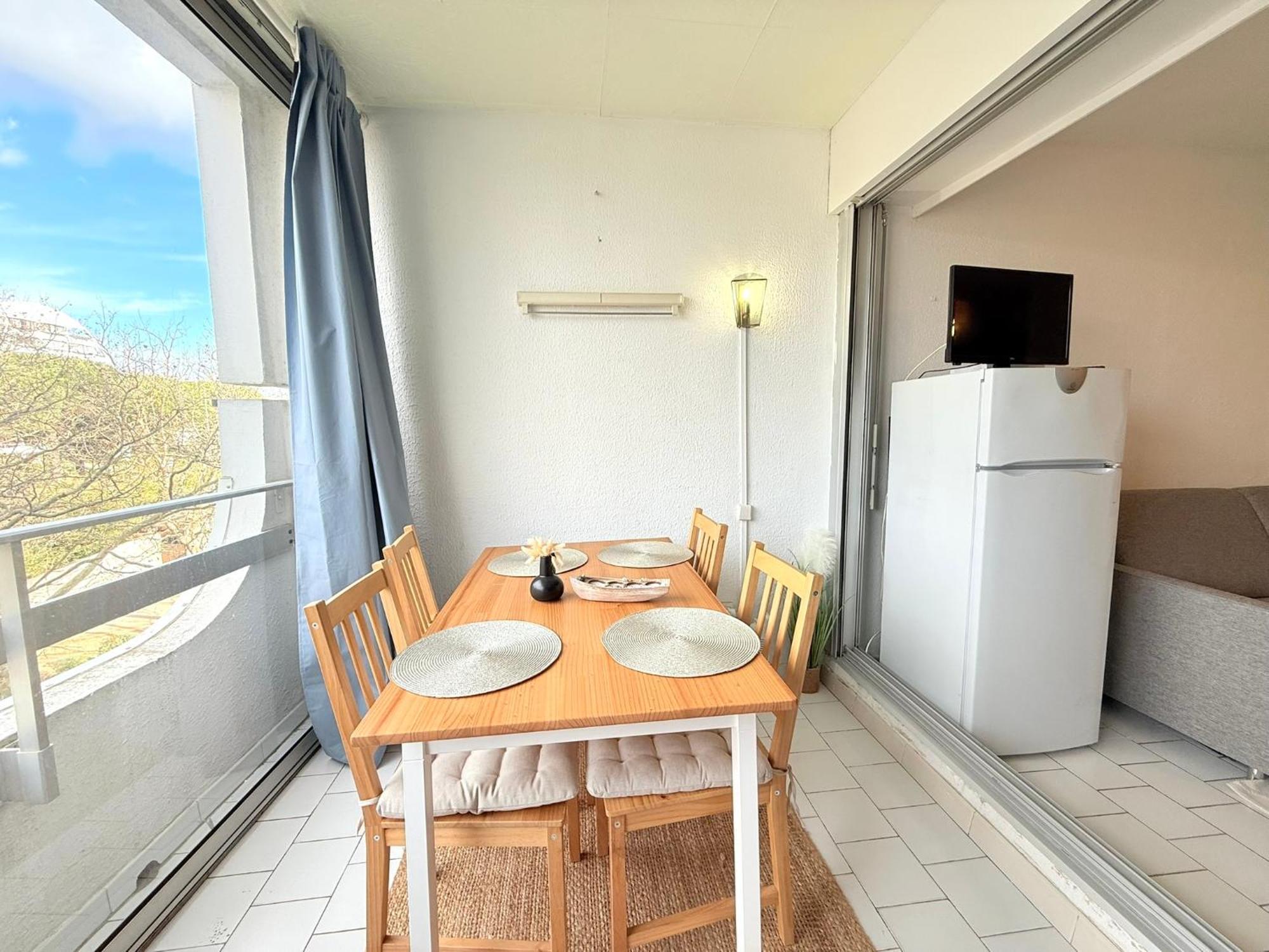 Appart Grande Motte Quartier Couchant - Parking - Balcon- Piscine - Plage 300M La Grande-Motte Buitenkant foto